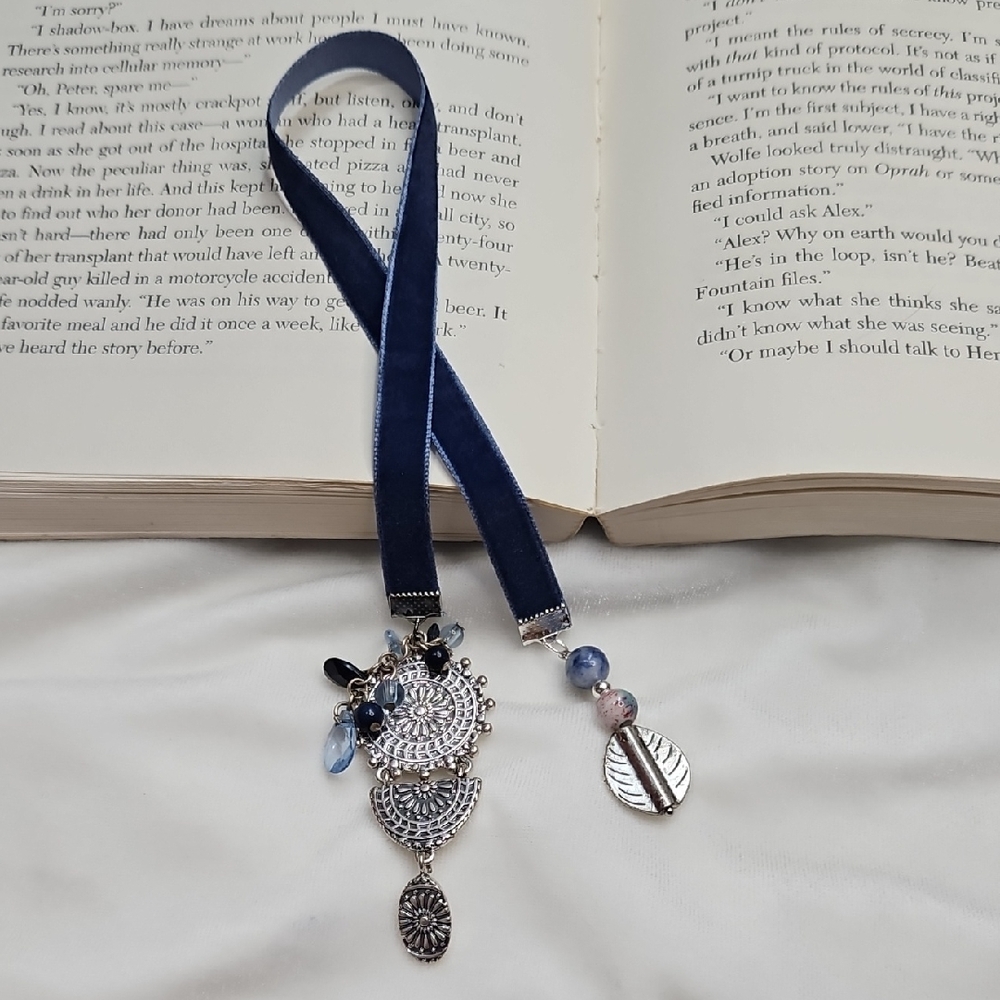 Handmade Navy Blue Velvet Ribbon Beaded Bookmark Tassel Charms DIY Book Mark